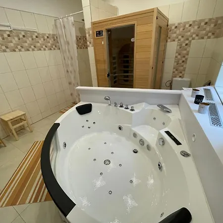 S Privatnym Wellnessom Exwell Trenčín