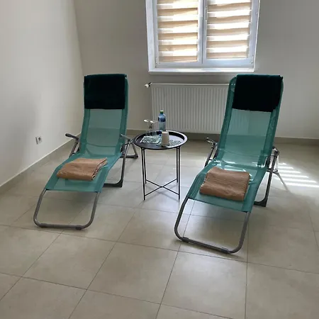 S Privatnym Wellnessom Exwell Apartment *